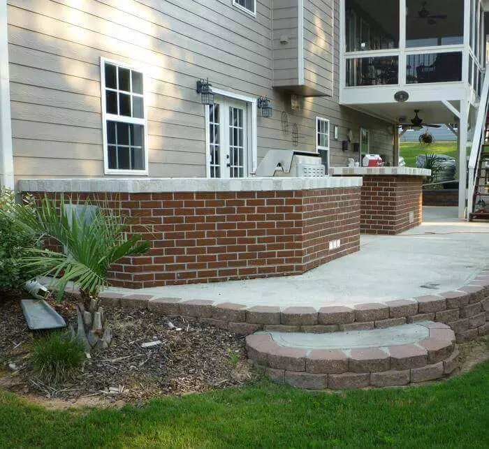 Outdoor Kitchen